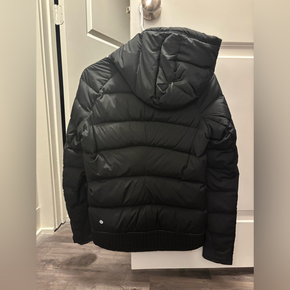 Lululemon Fluffed up Jacket - Picture 3 of 5